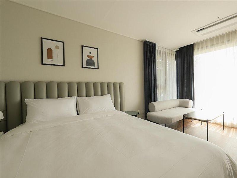 Hotel Seogwipean Согвипхо Экстерьер фото