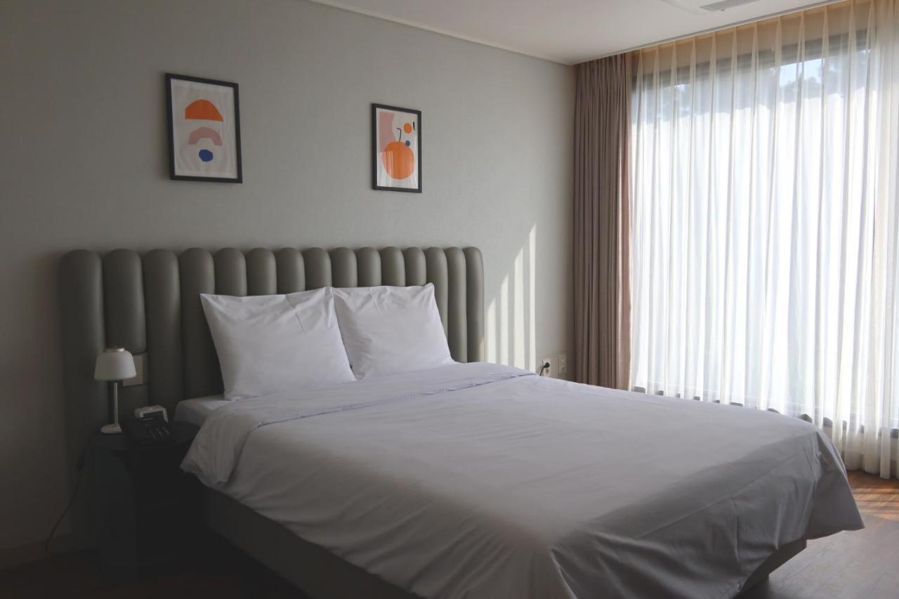 Hotel Seogwipean Согвипхо Экстерьер фото