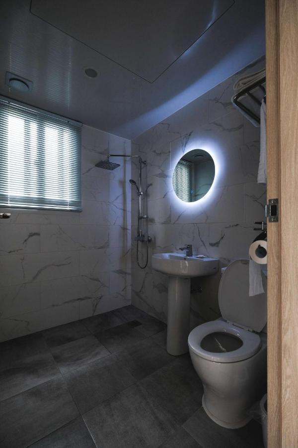 Hotel Seogwipean Согвипхо Экстерьер фото